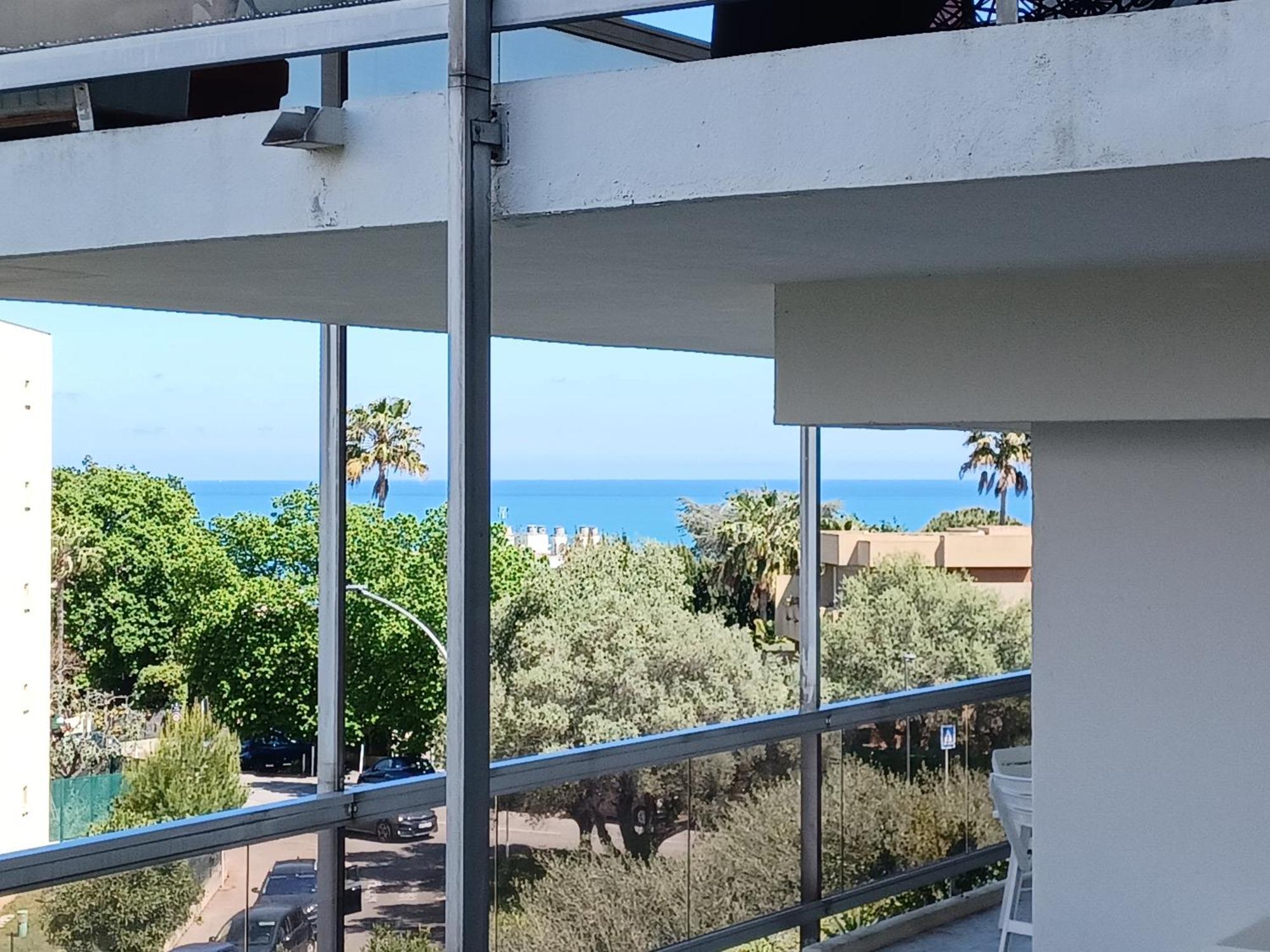 Juan Les Pins Tanit Le Gebal Studio Climatise Vue Sur Mer Piscine Антиб Экстерьер фото